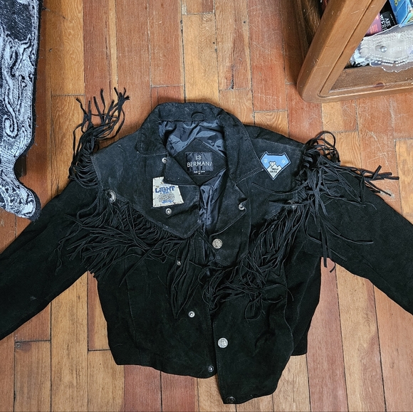 Vintage suede fringed jacket, fits large - Picture 4 of 4
